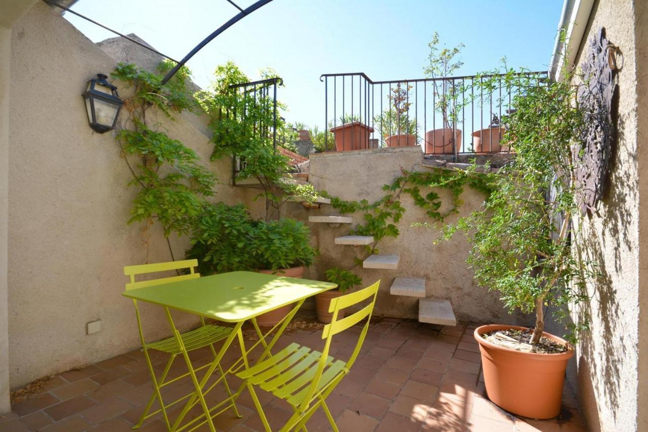Terrasses Du Chateau Le Barroux Luaran gambar